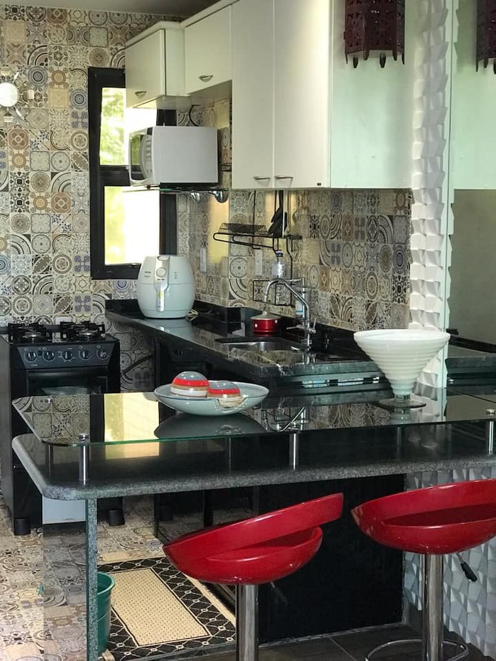P. Real Resort 2 Suites w/ WIFI, air conditioning, CABLE TV.