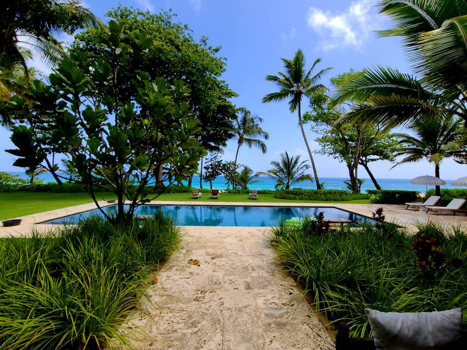 Top-earning Airbnb listing in Río San Juan, 7 bedrooms