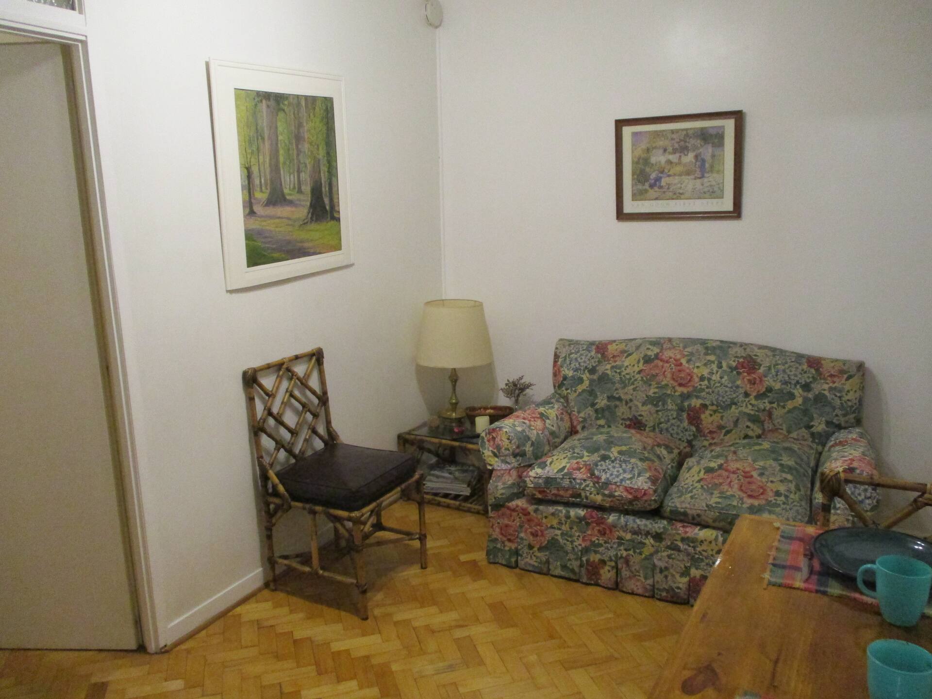 George cosy appartment, good and safe location