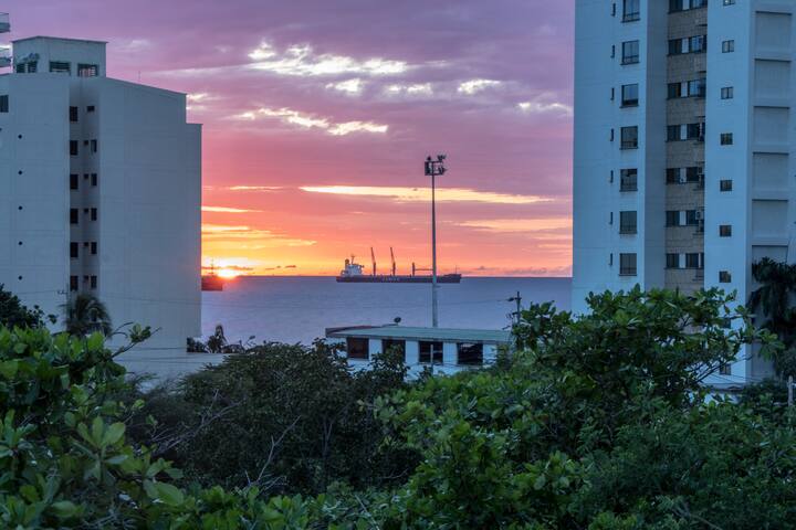 Tolle Einheit für Home Office: WLAN, Balkon mit Meerblick - Airbnb