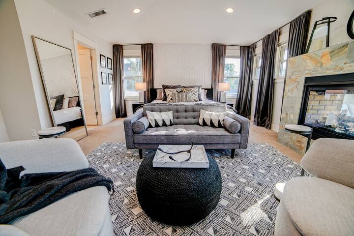 DU/Wash Park Dream Home!–6 Bed/5 bath+ Home Gym gallery image 4