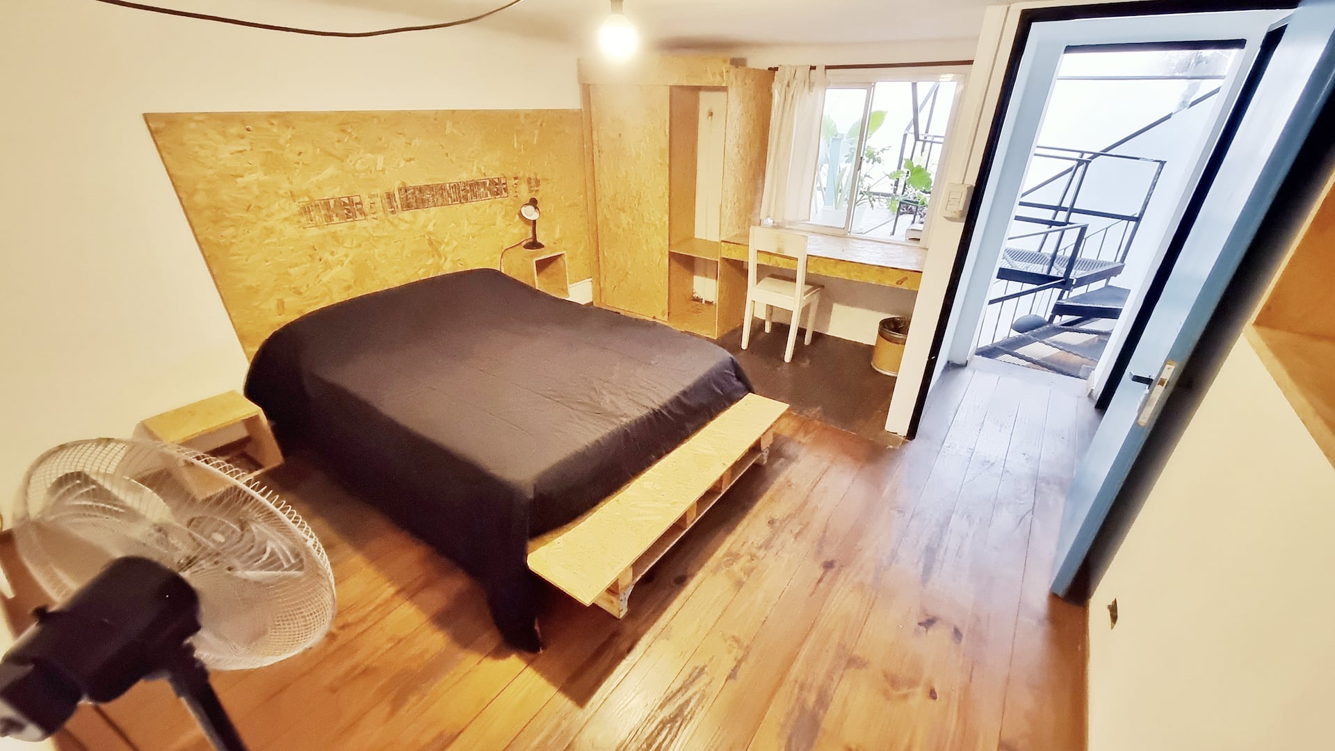 Quarto duplo privativo em casa compartilhada em Palermo