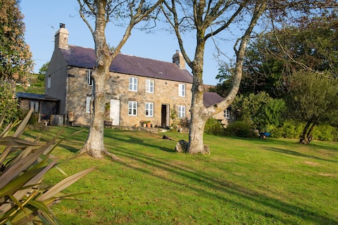 Secluded seaside cottage & grounds, stunning views