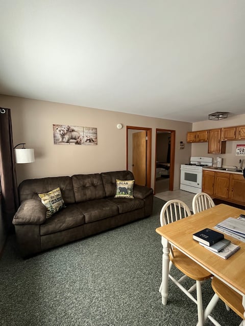 Halfway Lake Cottages, Cabin #2