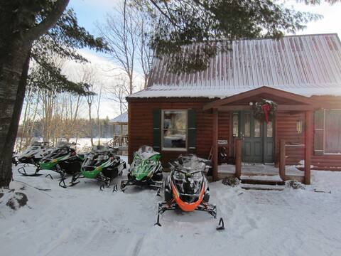 Halfway Lake Cottages, Cabin #4
