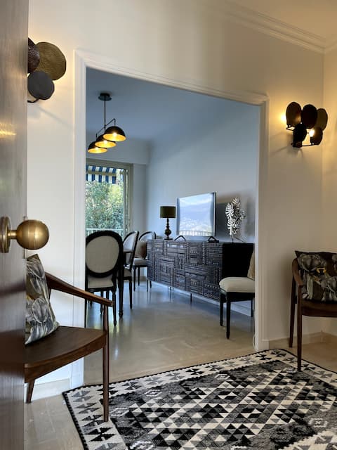 Top performing Airbnb: Spacious 1 bed + private garden + pool + bay views in Roquebrune Cap Martin