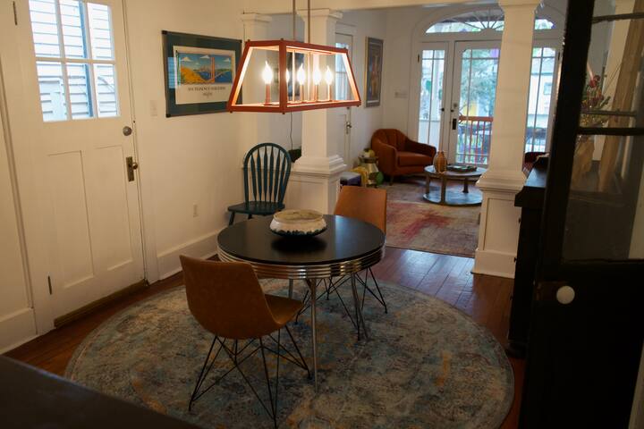 Chartres Street Retreat (3 Blocks from the F.Q.) gallery image 5
