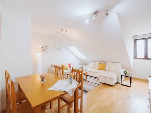 "Papa Bear" Apartment