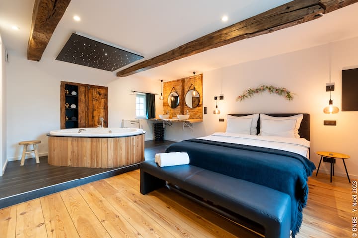 Juetta 5 | On the wild border of Liège + Jacuzzi