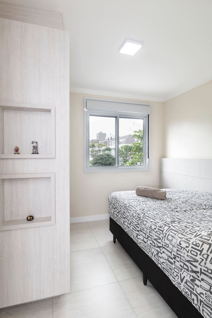 غرفة 3 مع مكيف هواء