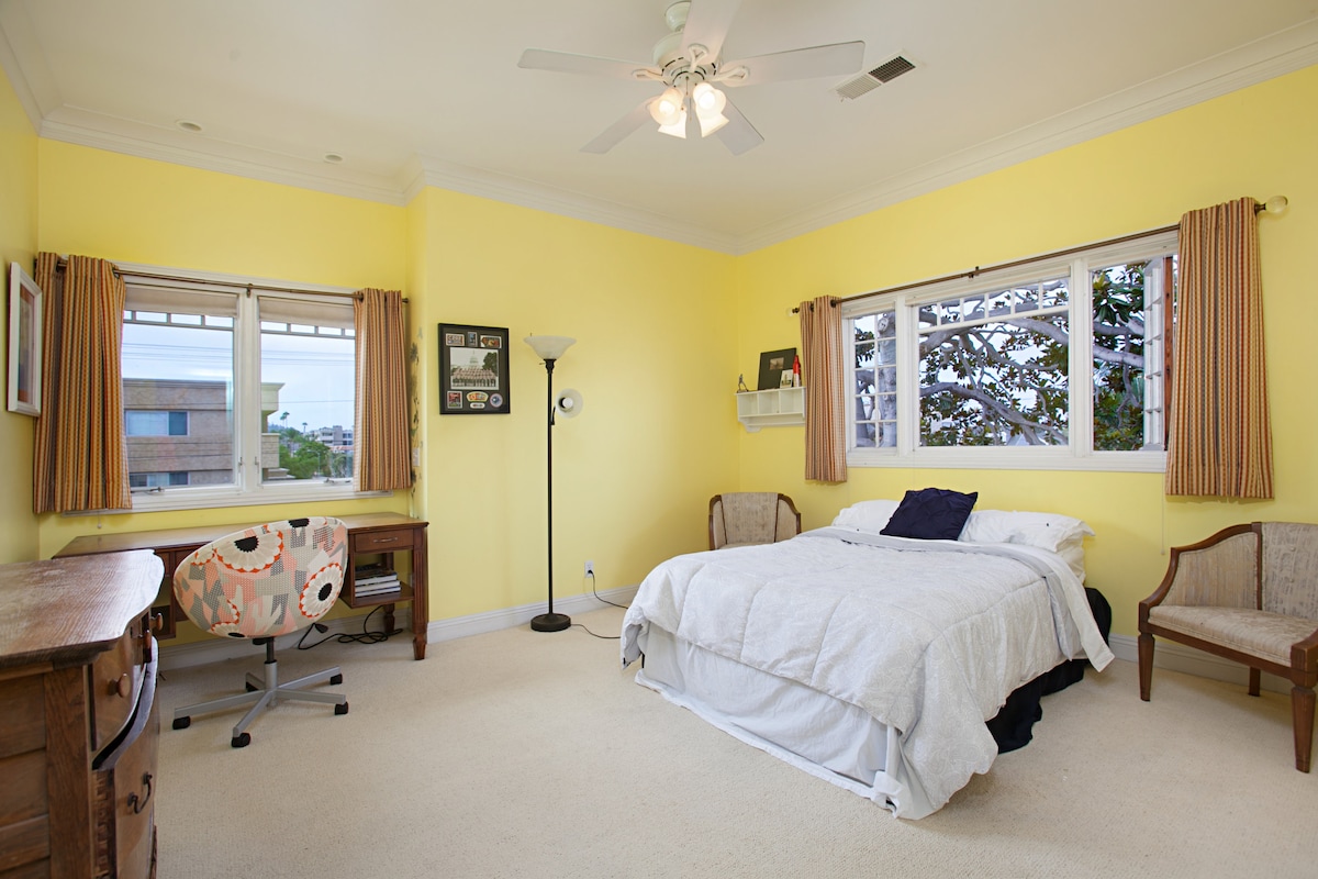 غرفة النوم 1