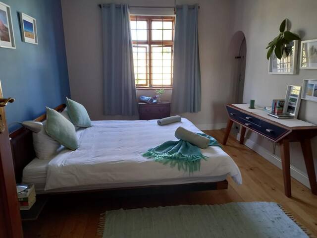 Charming and spacious character home gallery image 2