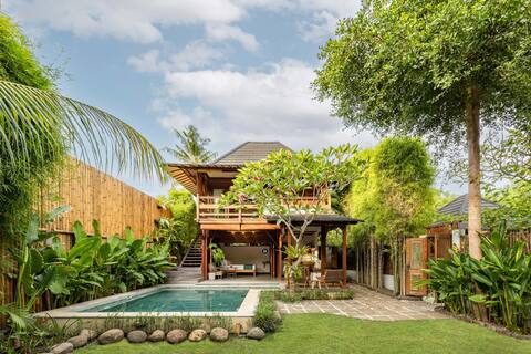 Villa Kayu, 2 guests offer!! 2 Beds, Pool & Garden