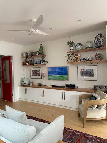 Charming House, overlooking Grand Prix track. gallery image 5