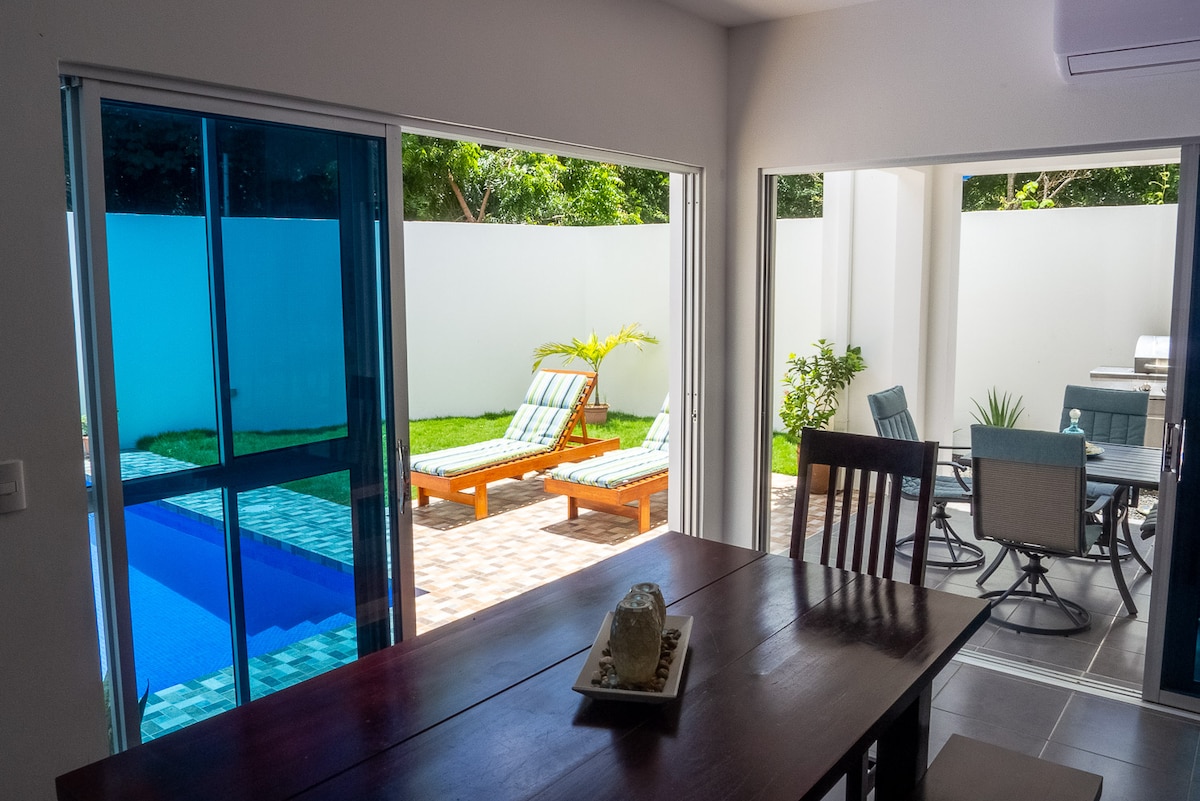 Modern Townhome with Pool - Walk to beach & town. - Townhouses for Rent in San Juan del Sur, Rivas, Nicaragua