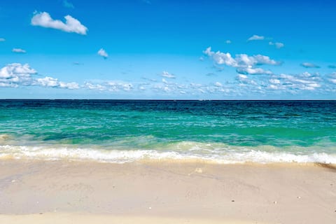 The SeaGlass Villa 2 - Andros Island, Bahamas