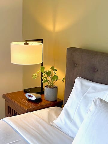Hillcrest Apartment Hotel managed Airbnb listing 3