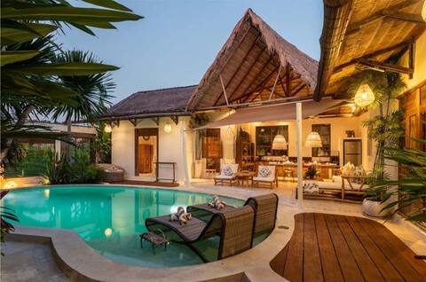 Villa Daenerys. 5 Minutes from Seminyak & Canggu