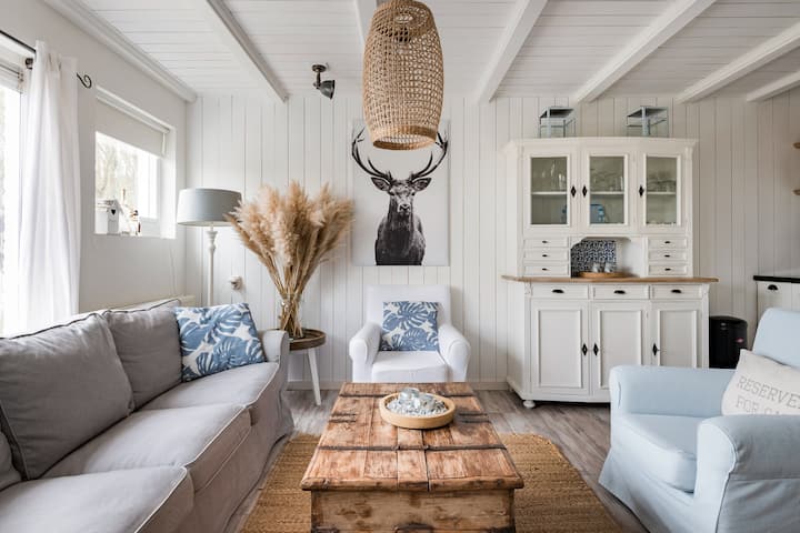 Rivièra Lodge, cozy holiday home by the sea