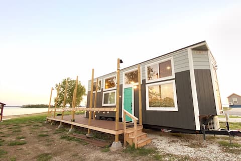 Tiny House on the Lake!