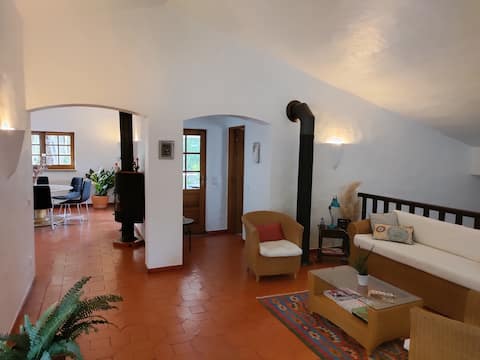 Imóvel de sucesso: Algarve Escape: Villa with Pool - Billiards em Mexilhoeira Grande