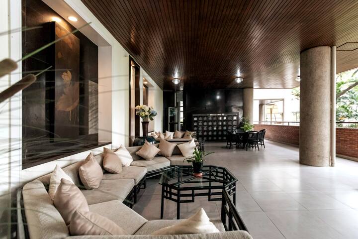 Apt. 3 Bedrooms 3 Bathrooms BTS gallery image 2