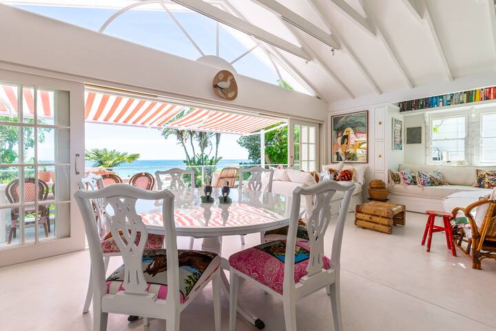 Iconic Clifton 4th Beachfront Bungalow gallery image 4