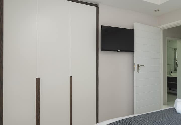 2 - ра спалня