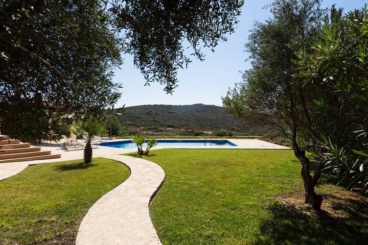 Steps from the Beach, Sunset Views to Remember! gallery image 4