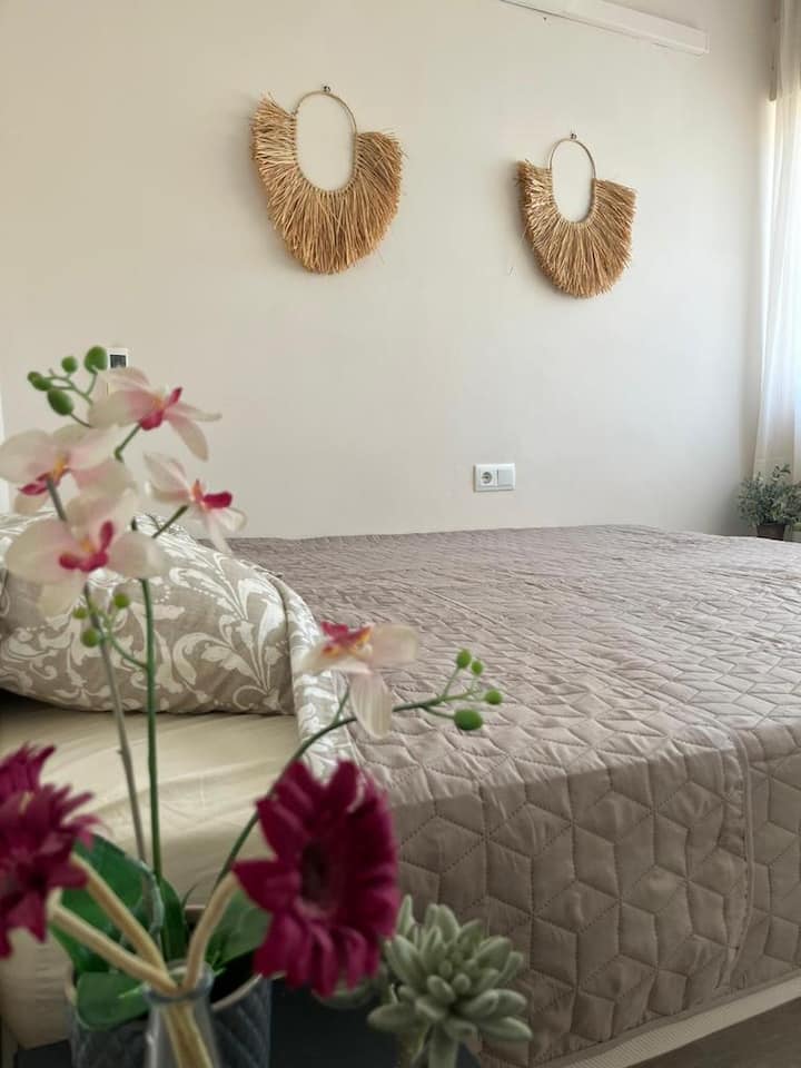 غرفة النوم 2