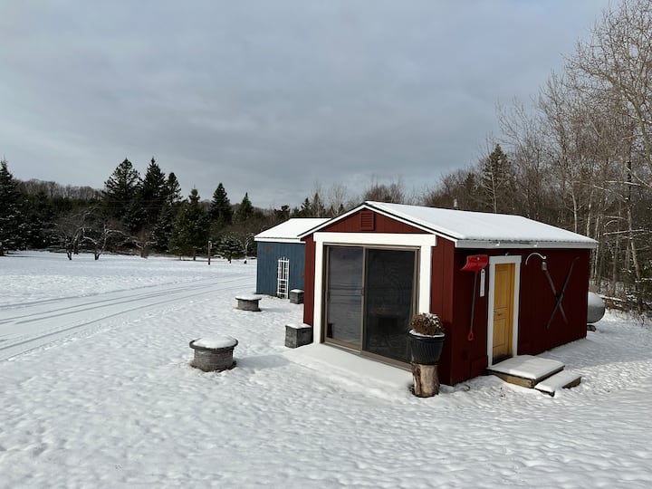 Empire Sleeping Cabin 