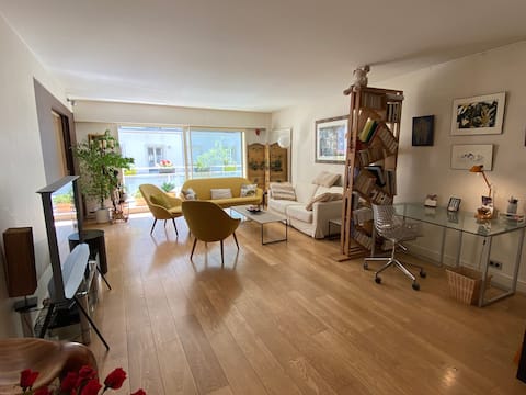 Annonce Airbnb populaire: Apt Le Marais (700 sq ft) 1 BR AIRCO à Paris 4e Arrondissement