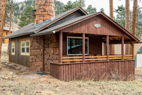 Historic Forested Cabin with Great Mountain Views