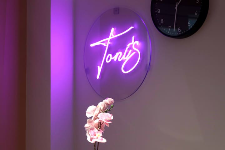 Toni’s – Acropolis 3BD Apartment Close To Metro gallery image 4