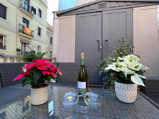 Barcelona Beach Home gallery image 5