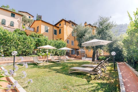 The little tower - house with 4 level