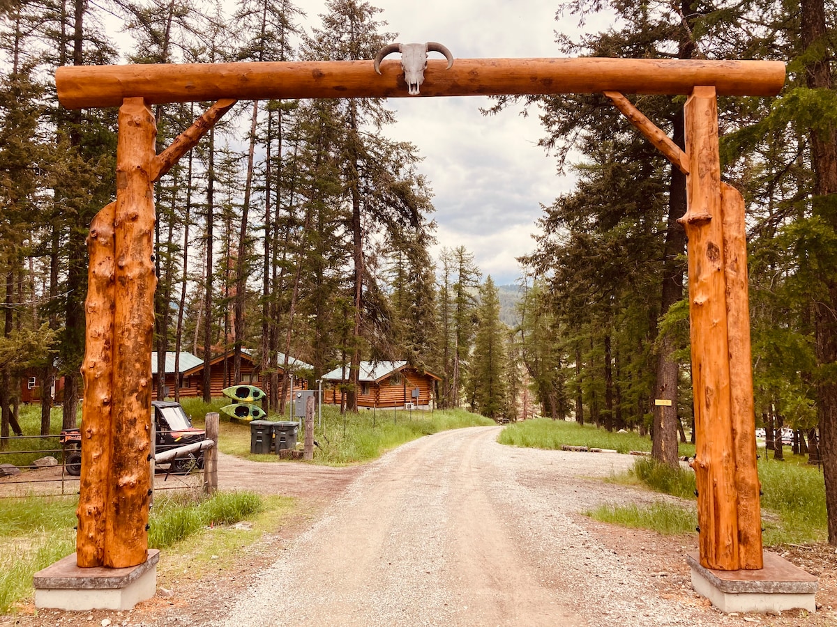 Deer Cabin at Cross WM Ranch AC/Laundry included Cabins for Rent in