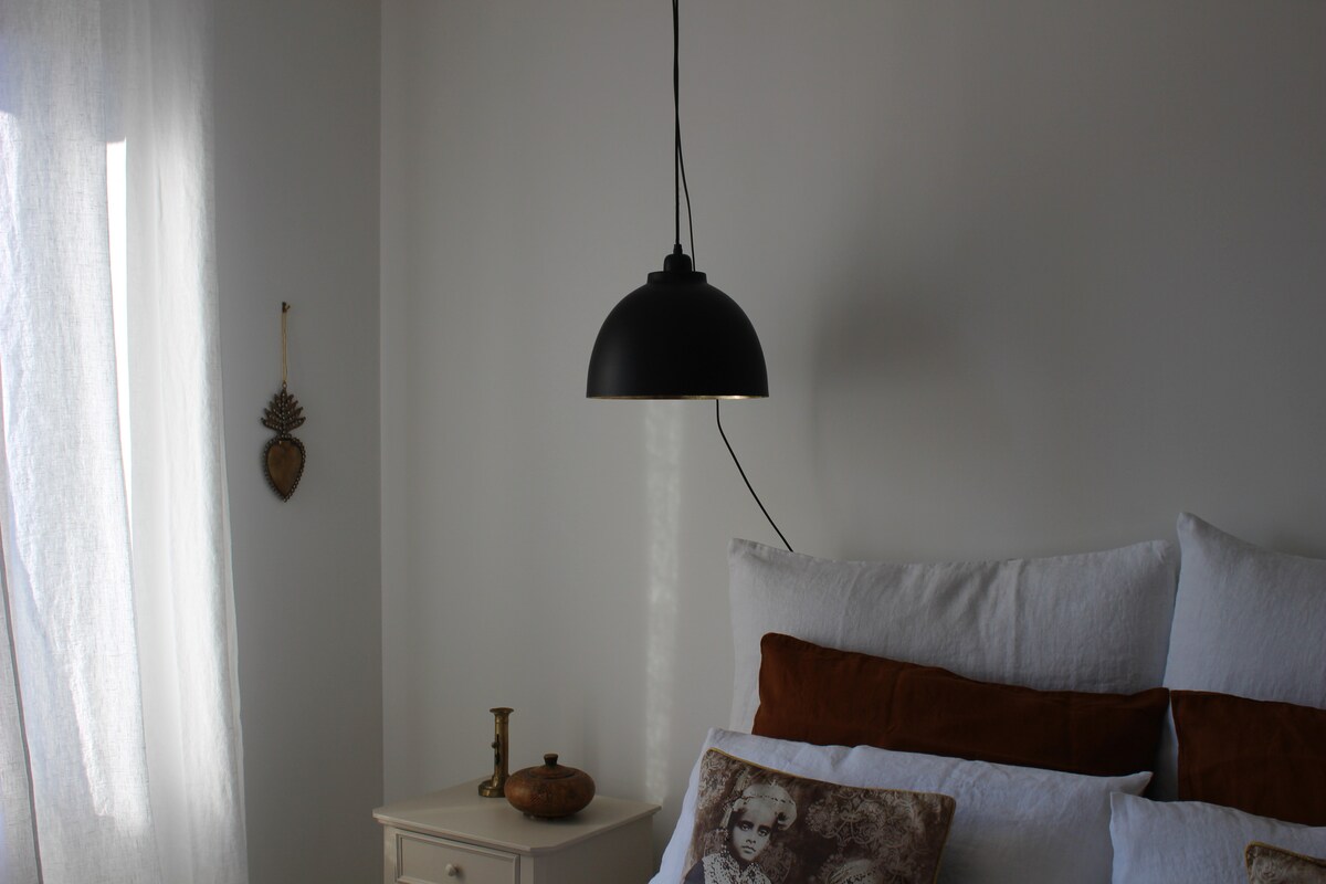 la chambre Salammbô : lit en 140 
drap en lin  