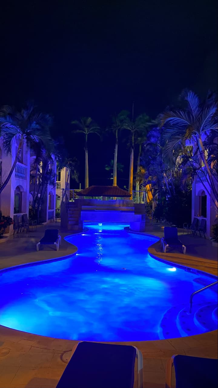 A Price Discount! Romantic Getaway to Aruba 5 STAR Condominiums for