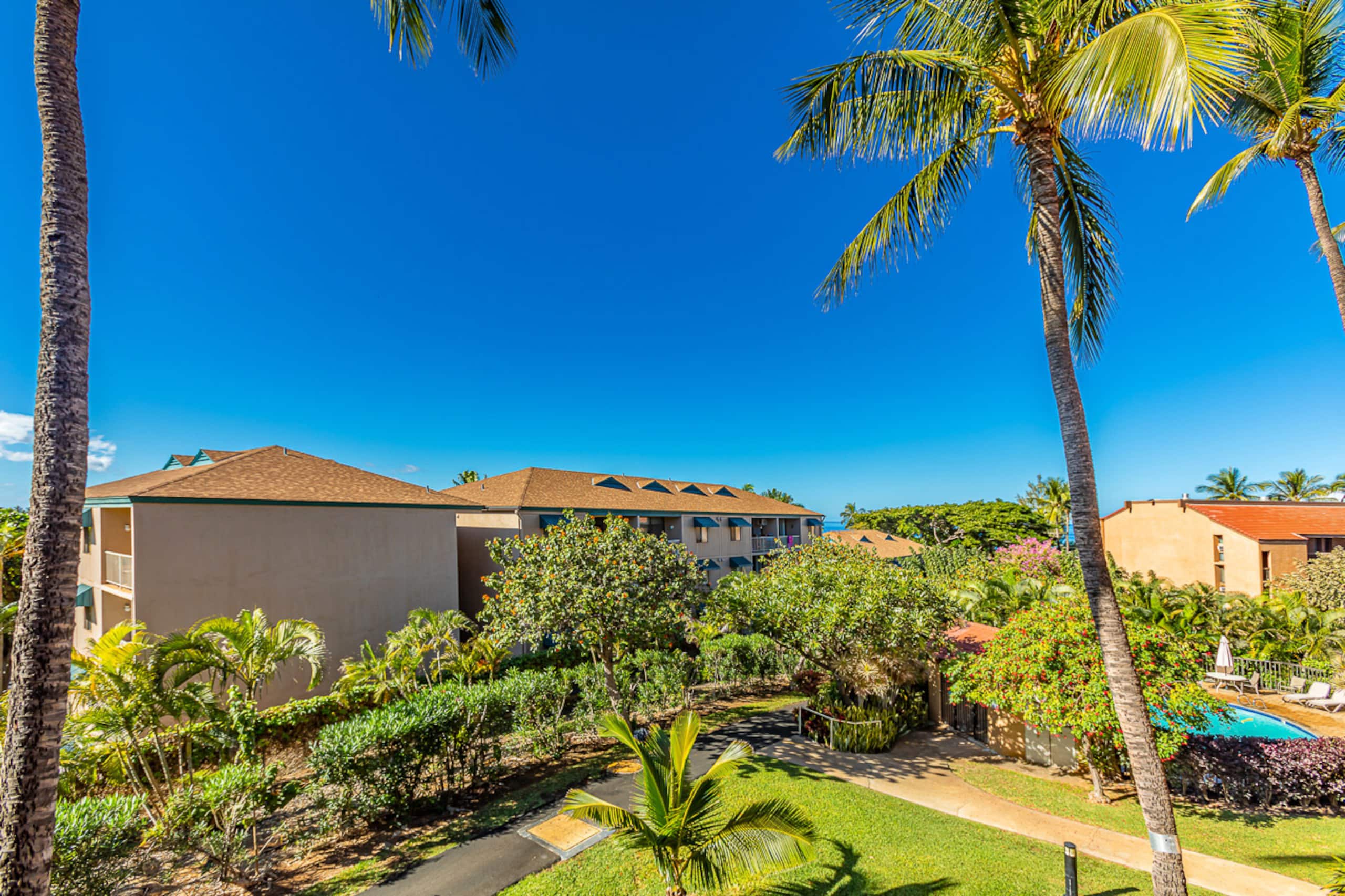 Condo in Kihei · ★4.84 · 1 bedroom · 2 beds · 1 bath - Image 21