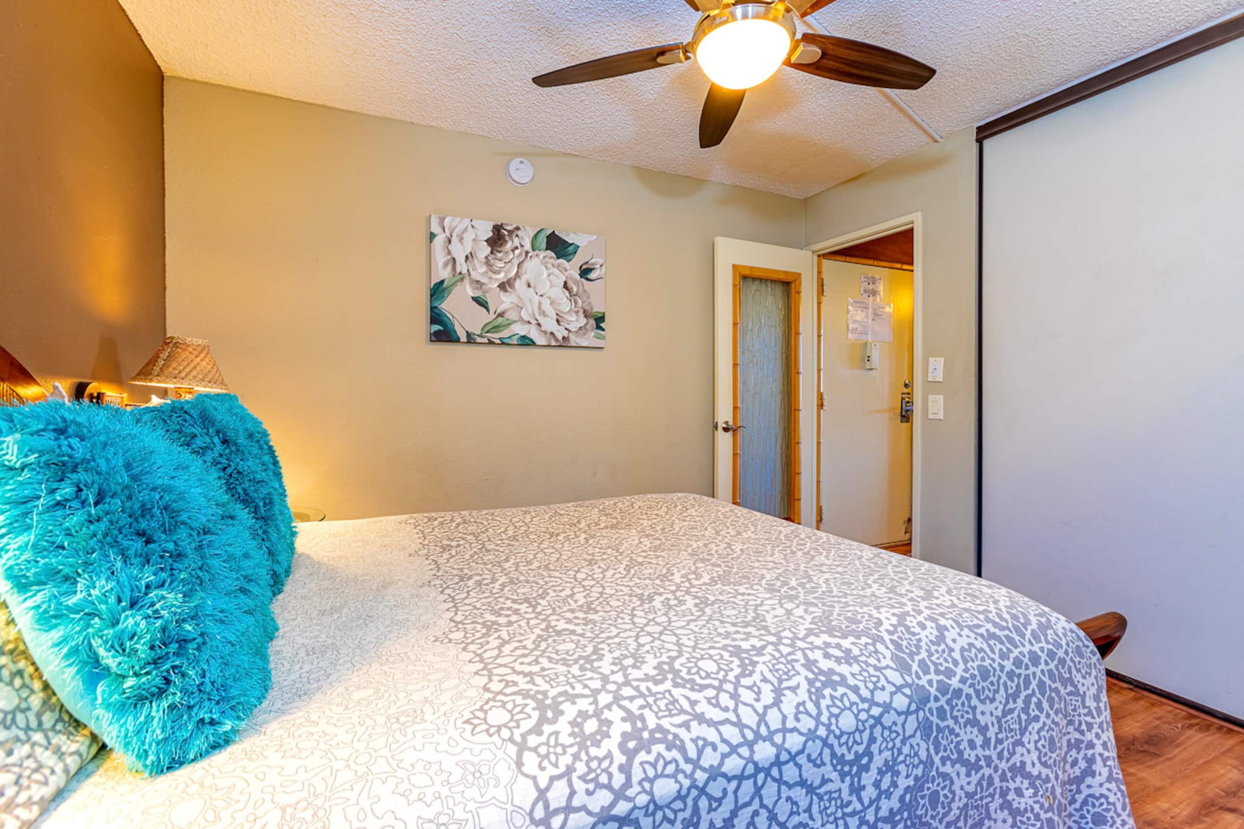 Condo in Kihei · ★4.84 · 1 bedroom · 2 beds · 1 bath - Image 14