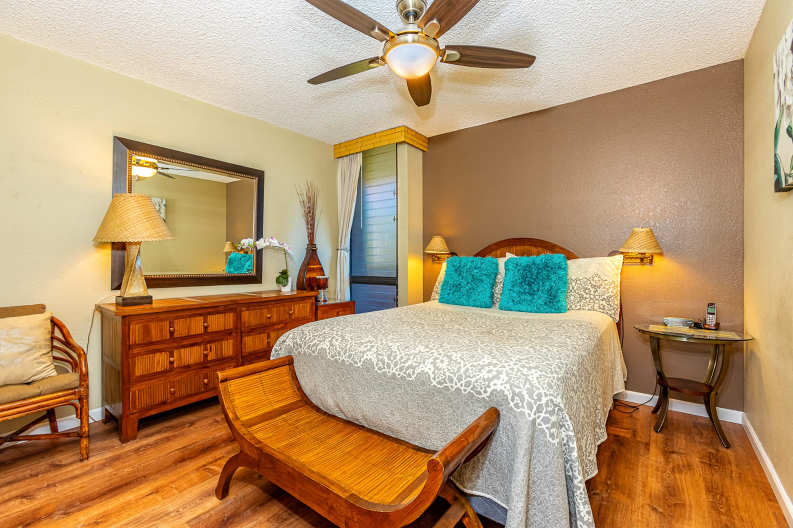 Condo in Kihei · ★4.84 · 1 bedroom · 2 beds · 1 bath - Image 13