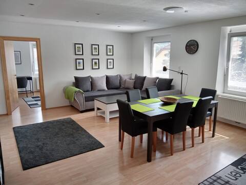 Mary's  cozy 5 bed  apartment in Landeck
