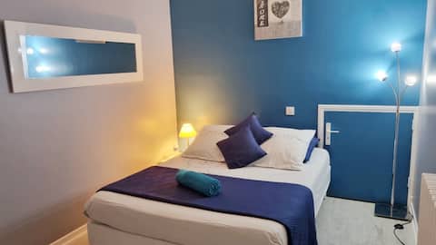 2 beautiful private rooms in house + pool