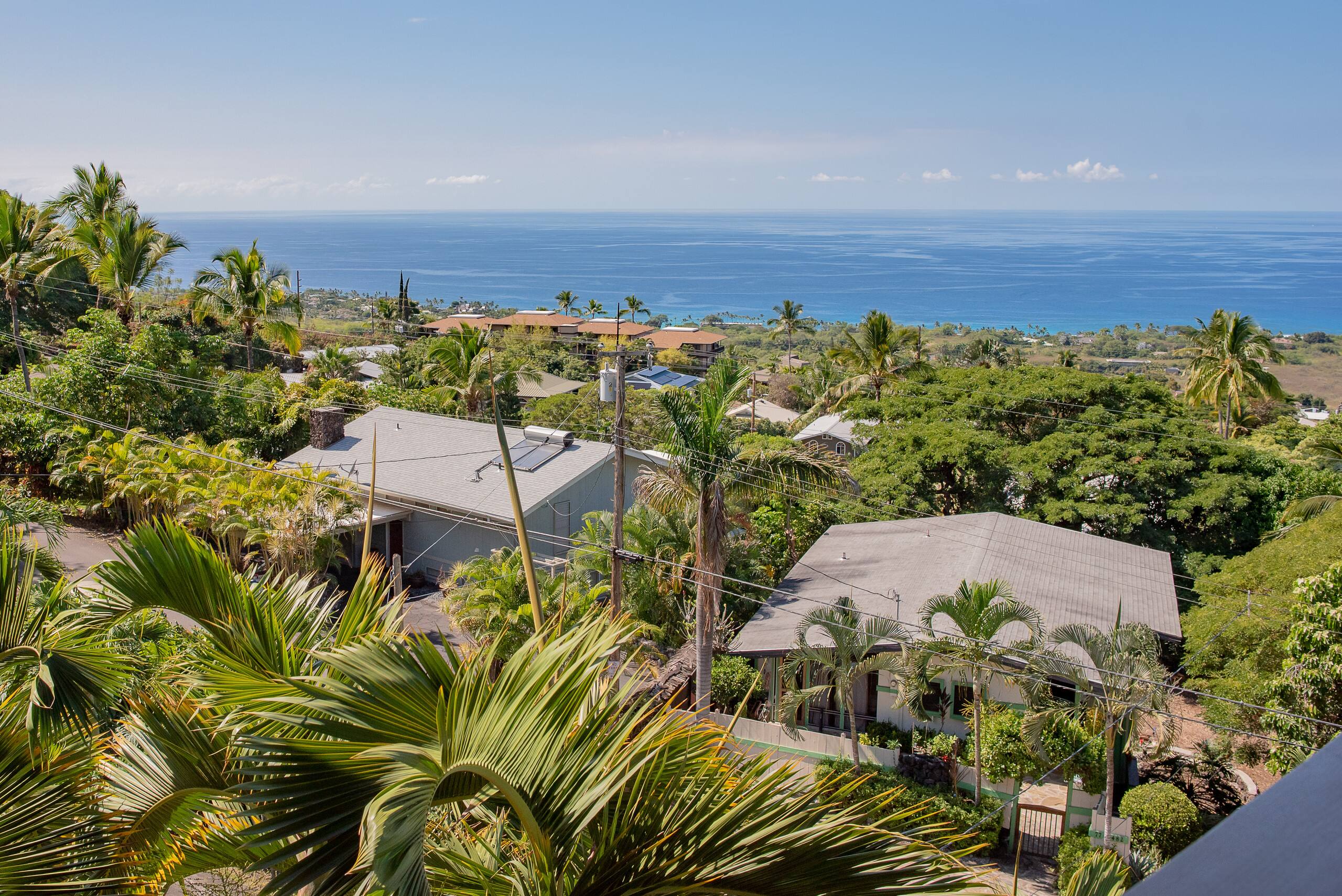 Home in Kailua-Kona · ★4.97 · 2 bedrooms · 2 beds · 1.5 baths - Image 38