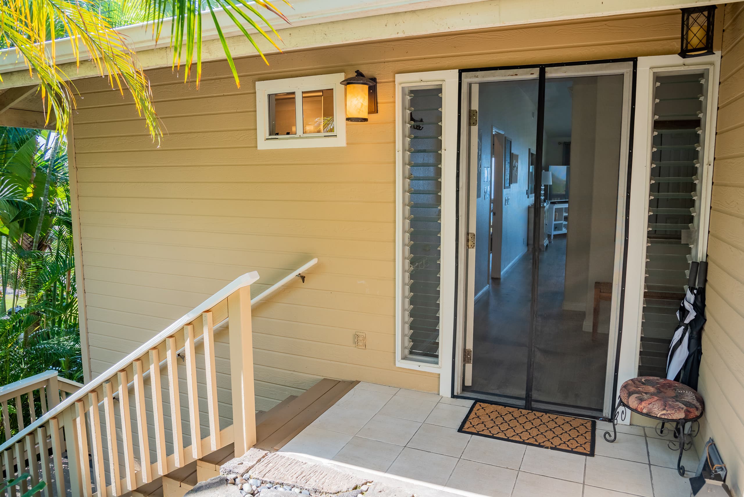 Home in Kailua-Kona · ★4.97 · 2 bedrooms · 2 beds · 1.5 baths - Image 39