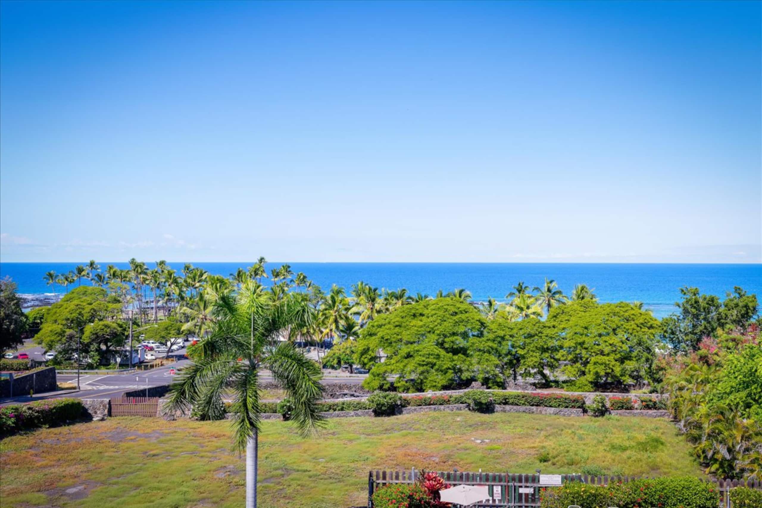 Condo in Kailua-Kona · ★4.94 · 1 bedroom · 1 bed · 1 bath - Image 24