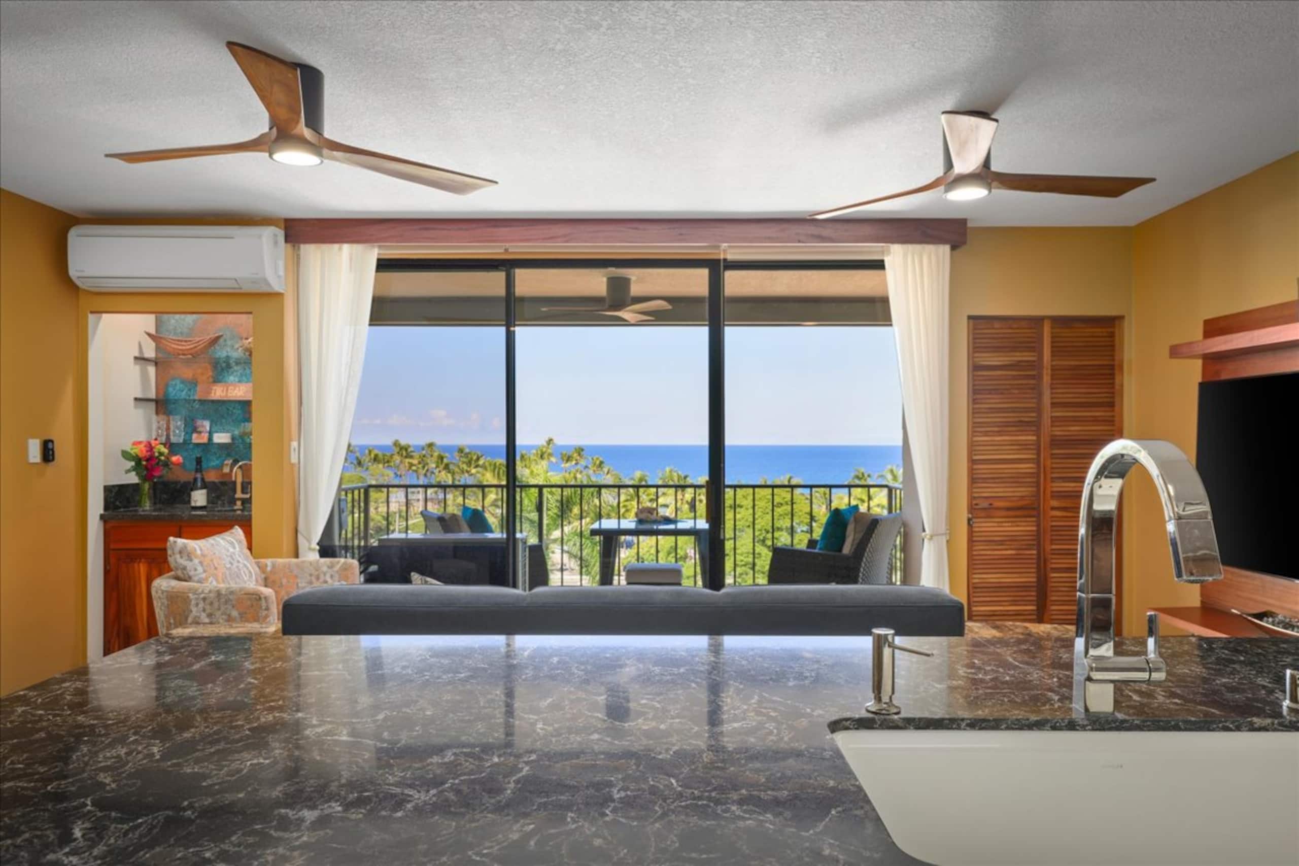 Condo in Kailua-Kona · ★4.94 · 1 bedroom · 1 bed · 1 bath - Image 5