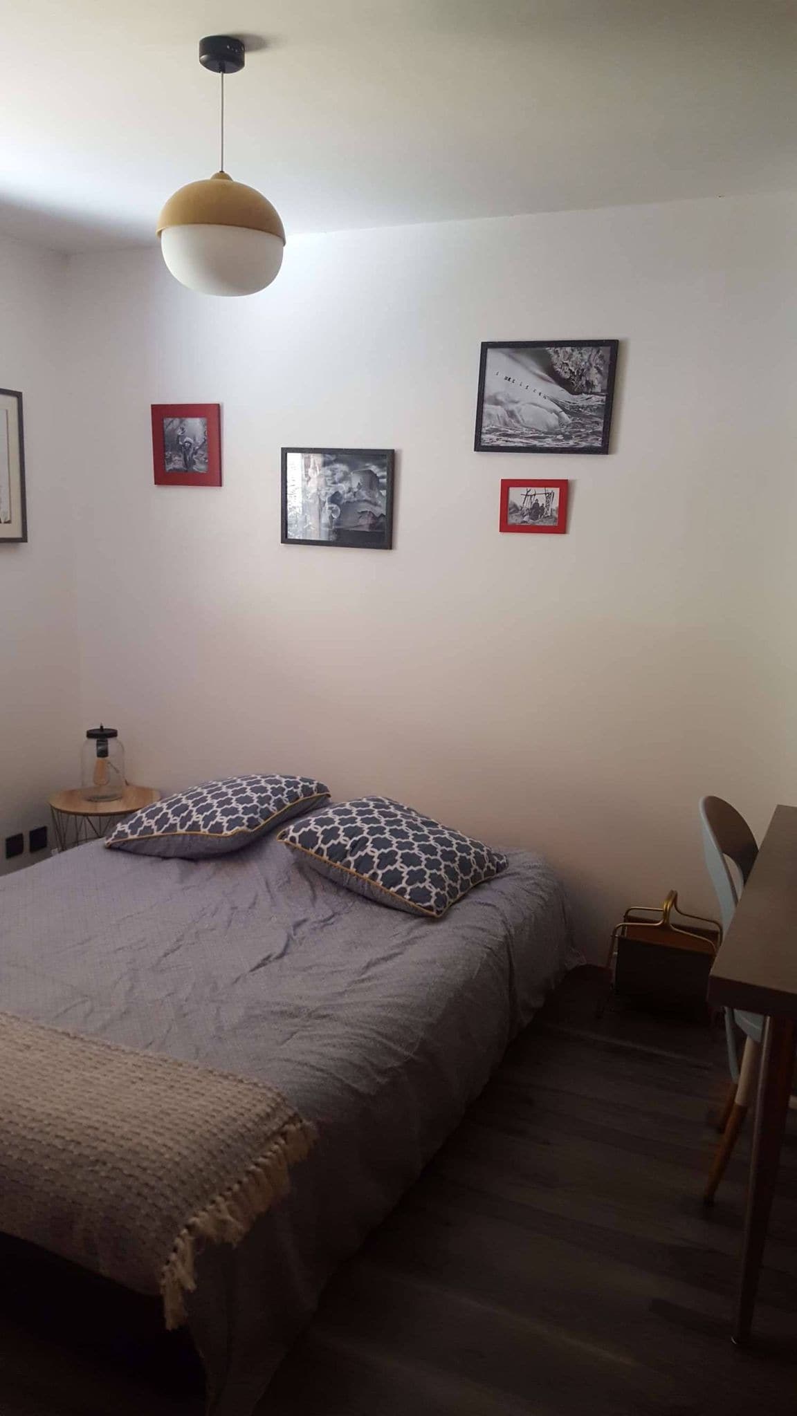 Jedna spálňa s manželskou posteľou