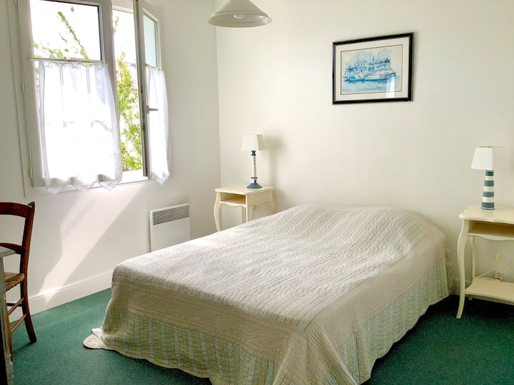 Chambre 1 - literie 140 X 190